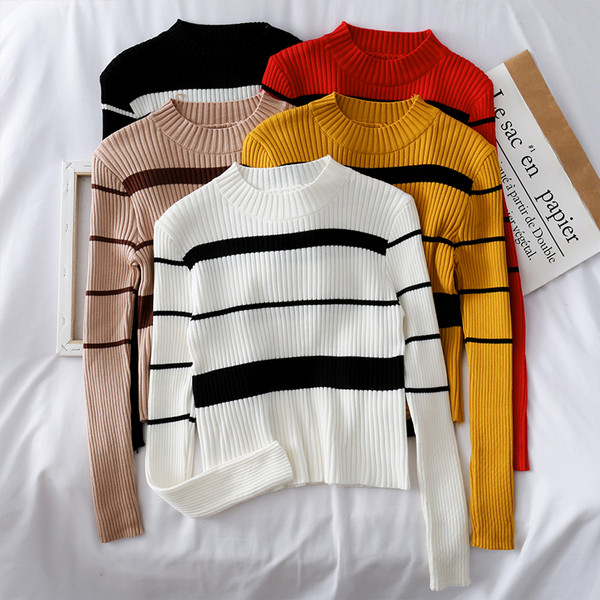 Bluză casual de damă în dungi cu decolteu oval și mâneci lungi în mai multe culori