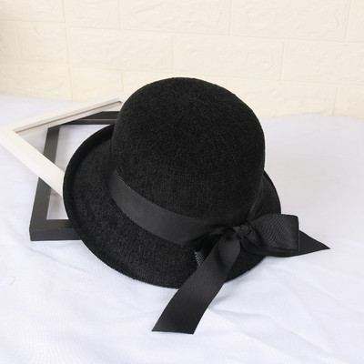 Μοντέρνο γυναικείο καπέλο με σατέν κορδέλα