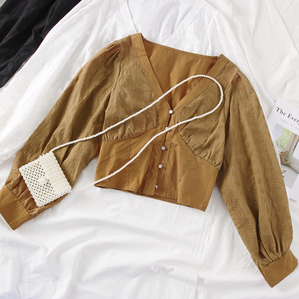 Νέο μοντέλο γυναικεία μπλούζα με λαιμόκοψη στο άσπρο, μαύρο και καφέ χρώμα