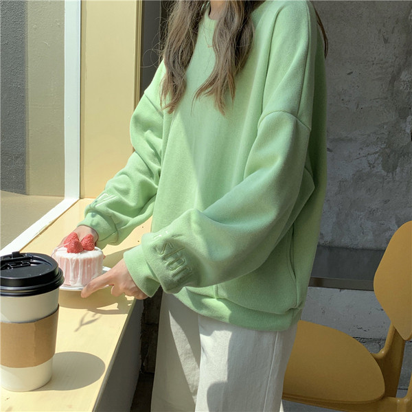 Γυναικείο φούτερ με στρογγυλη λαιμόκοψη σε τρία χρώματα