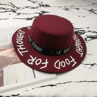 Μοντέρνο γυναικείο καπέλο σε δέκα χρώματα