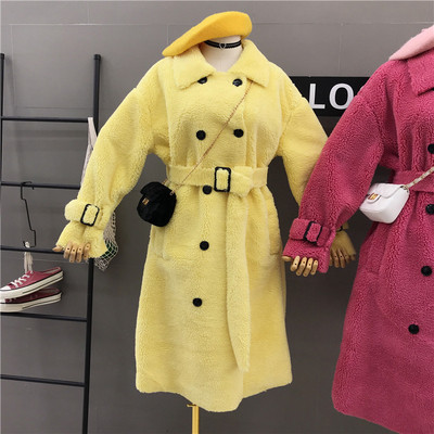 Hosszú női kabát övvel, különböző színekben