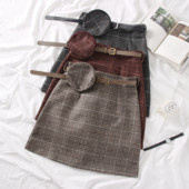 Fustă în carouri de damă, model actual, cu mașină în negru, roșu și maro