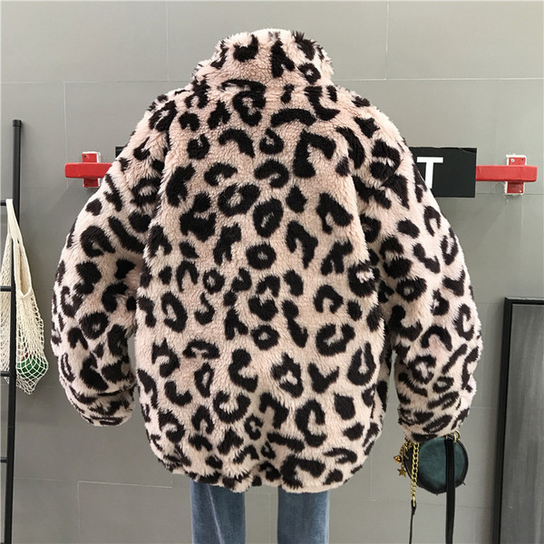 Jachetă de puf de damă cu guler înalt și model leopard în trei culori