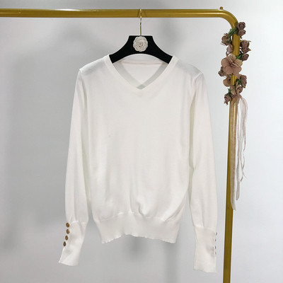 Γυναικείο λεπτό πουλόβερ με λαιμόκοψη σε τρία χρώματα