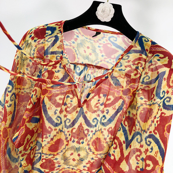 Tunica de dama din sifon cu model colorat