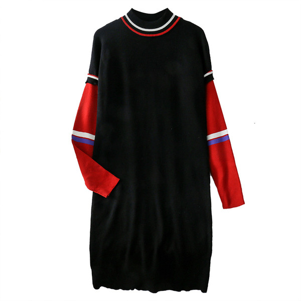 Női alkalmi ruha ovális nyakkivágással és hosszú ujjú fekete színben