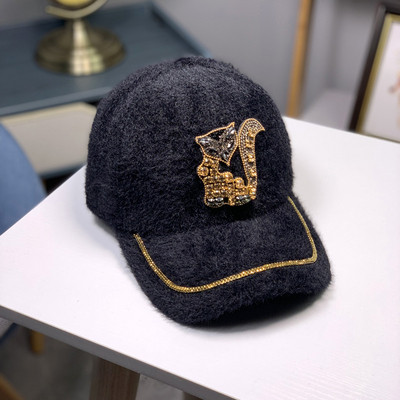 Palarie de dama moderna cu vizor si pietre