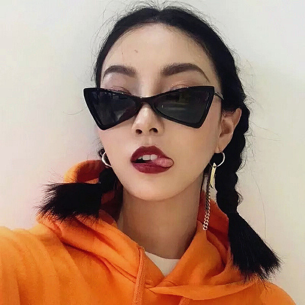 Νέο μοντέλο γυναικεία γυαλιά ηλίου σε διάφορα χρώματα