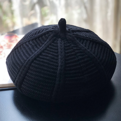 Πλεκτό γυναικείο καπέλο σε κίτρινο, πορτοκαλί, μαύρο, μπεζ, πράσινο και γκρι χρώμα