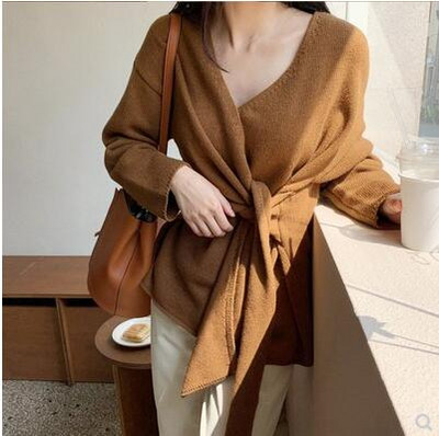 Női téli pulóver spitz nyakkivágással, három színben