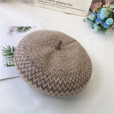 Μοντέρνα γυναικείο καπέλο μπερές σε μαύρο, πορτοκαλί, μπεζ, καφέ, κίτρινο και γκρι χρώμα