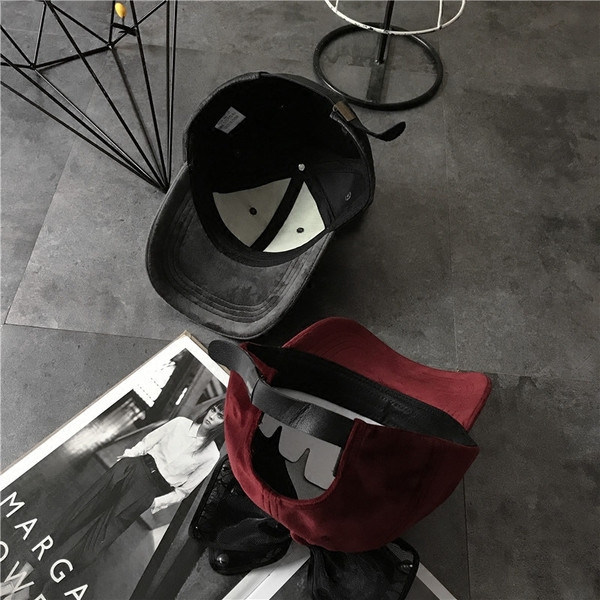 Palarie moderna de dama cu element 3D, panglica si perle