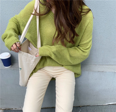 Pulover de iarnă de damă cu decolteu spitz în mai multe culori