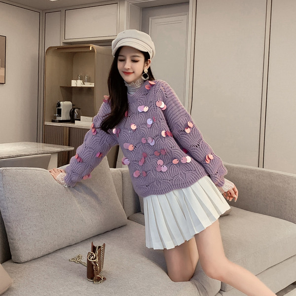 Μοντέρνο γυναικείο πουλόβερ με O-neck και πούλιες σε μοβ, μπλε και ροζ χρώμα