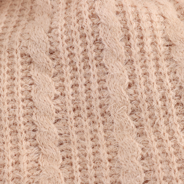 Γυναικείο μοντέρνο πουλόβερ με λαιμόκοψη σε διάφορα χρώματα