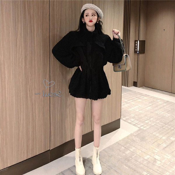 Palton de iarna din puf de dama model lung in alb si negru