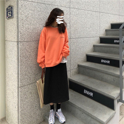 Bluza de dama sport-casual cu decolteu rotund in mai multe culori