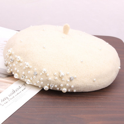 Μοντέρνο μπερές με πέρλες  και πέτρες