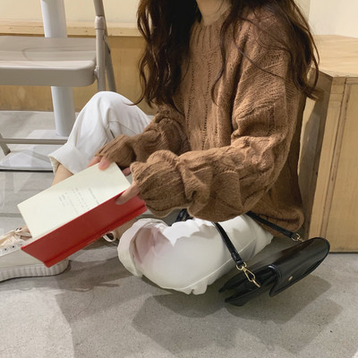 Pulover de dama cu decolteu rotund in mai multe culori