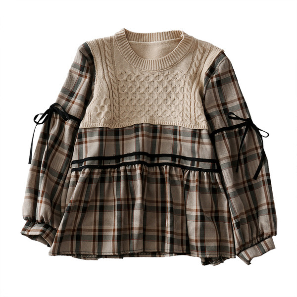 Μοντέρνα γυναικεία μπλούζα με ωοειδές ντεκολτέ σε τρία χρώματα