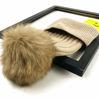 Női téli sapka pehelytal, többféle színben