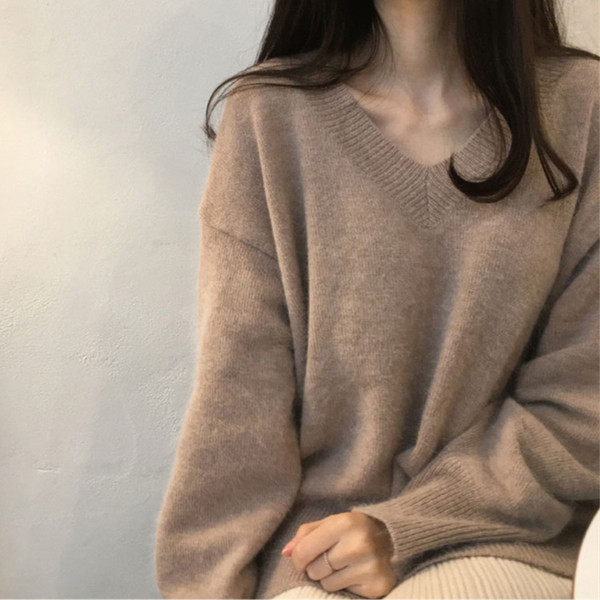 Γυναικείο χειμωνιάτικο πουλόβερ με  λαιμόκοψη ευρύ σχέδιο σε διάφορα χρώματα