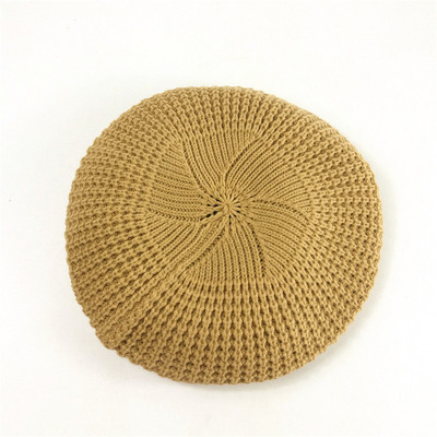 Γυναικείο πλεκτό μπερές σε διάφορα χρώματα