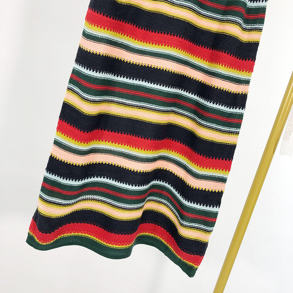 Hosszú csíkos szoknya elasztikus derékkal