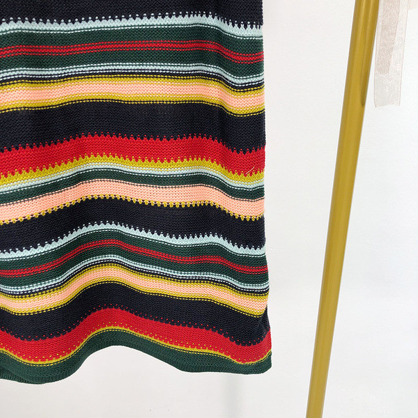 Hosszú csíkos szoknya elasztikus derékkal