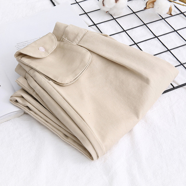 Új modell női nadrág bézs zsebekkel