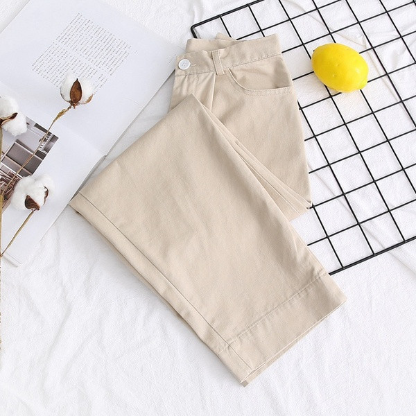 Új modell női nadrág bézs zsebekkel