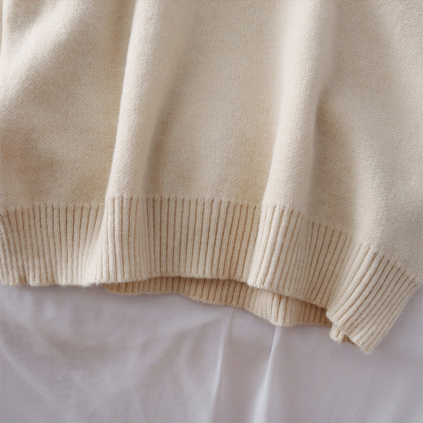 Καθημερινό γυναικείο πουλόβερ σε τρία χρώματα με βολάν