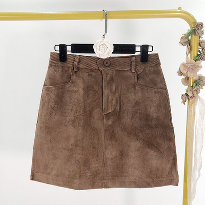 Κοντή γυναικεία φούστα σε μαύρο και καφέ χρώμα