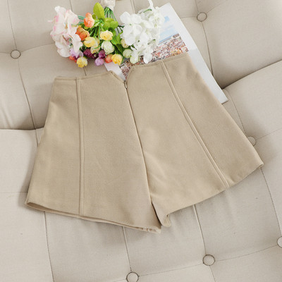 Χειμερινά σορτς με ψηλή μέση σε τρία χρώματα