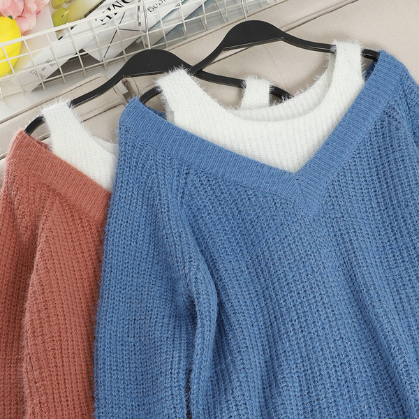 Γυναικείο casual πουλόβερ με γυμνο΄ύς ώμους ασύμμετρη μοτίβο