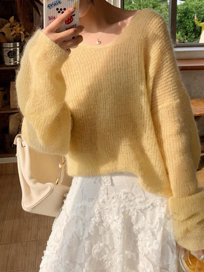 Γυναικείο πουλόβερ με λαιμόκοψη ευρύ και μακρύ μοτίβο σε διάφορα χρώματα