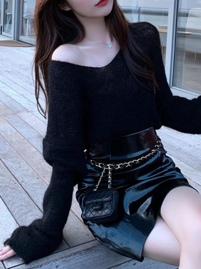 Γυναικείο πουλόβερ με λαιμόκοψη ευρύ και μακρύ μοτίβο σε διάφορα χρώματα