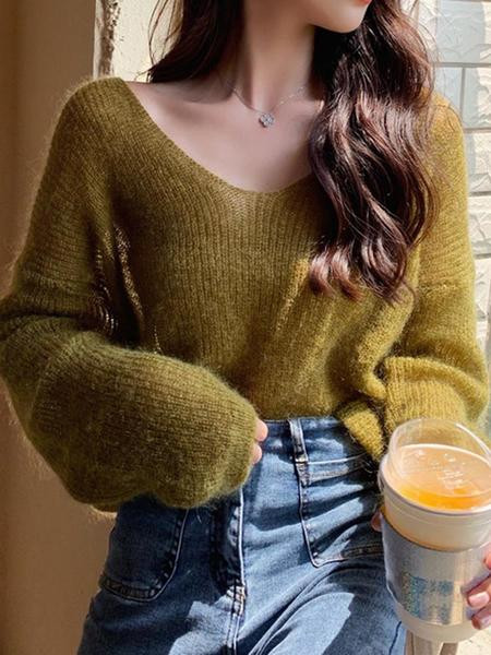 Γυναικείο πουλόβερ με λαιμόκοψη ευρύ και μακρύ μοτίβο σε διάφορα χρώματα