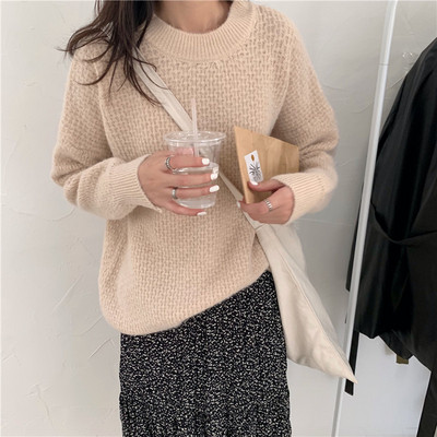 Casual γυναικείο πουλόβερ με στρογγυλη λαιμόκοψη σε διάφορα χρώματα