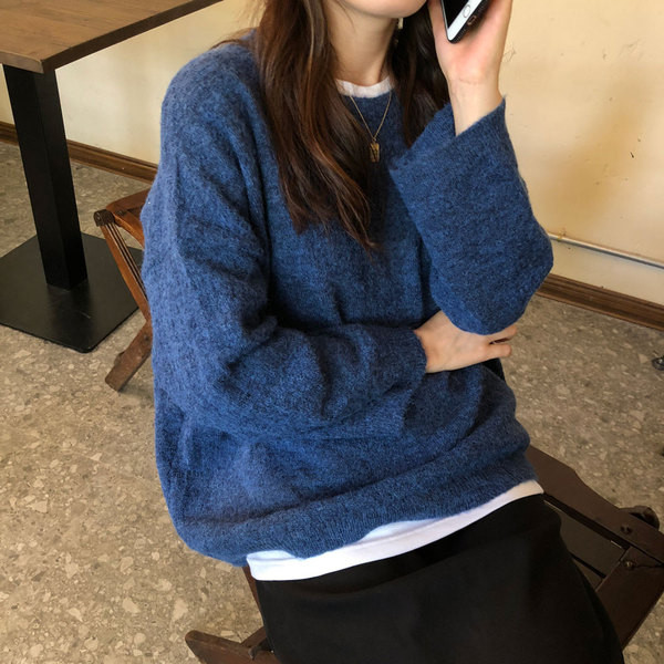 Χειμερινό γυναικείο πουλόβερ ευρύ μοτίβο σε μπλε και πράσινο χρώμα