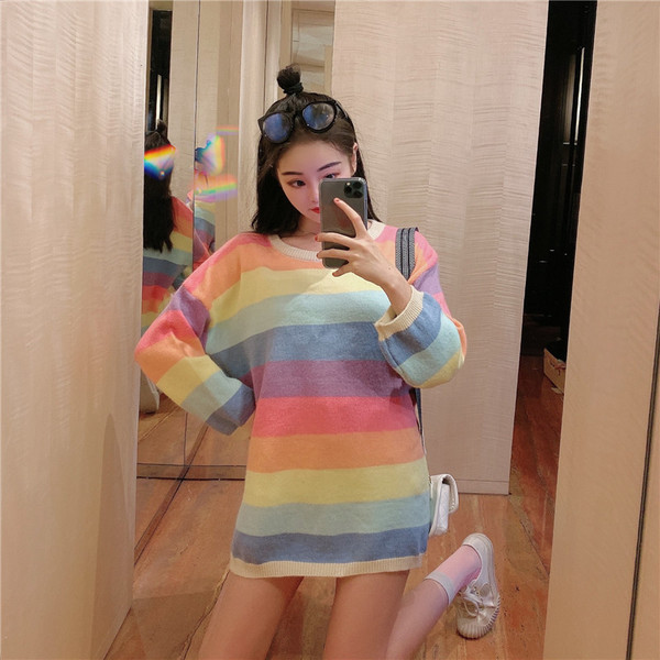 Színes női hosszú pulóver kerek nyakkivágással - széles modell