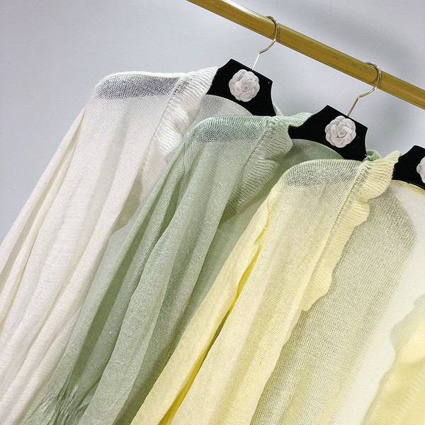 Vesta lunga subtire fara prindere in trei culori