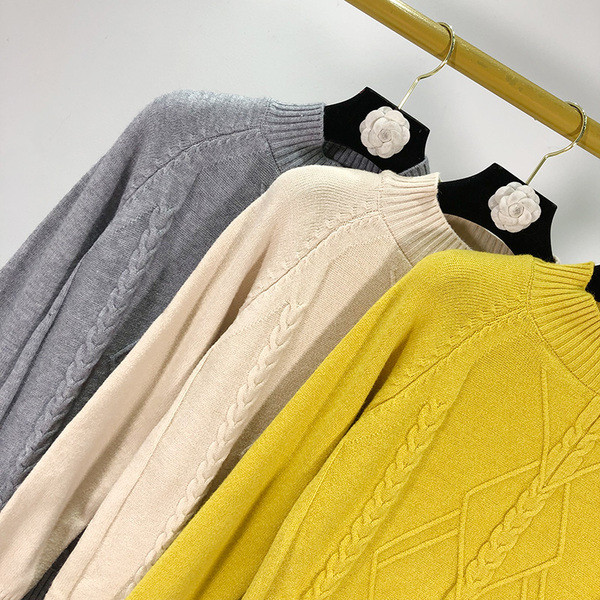 Női alkalmi pulóver sárga, fehér és szürke színben