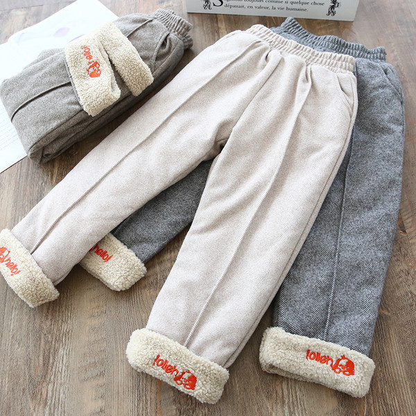 Modern gyereknadrág több színben hímzéssel