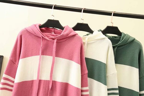 Casual γυναικείο φούτερ με κουκούλα και κορδόνια σε τρία χρώματα