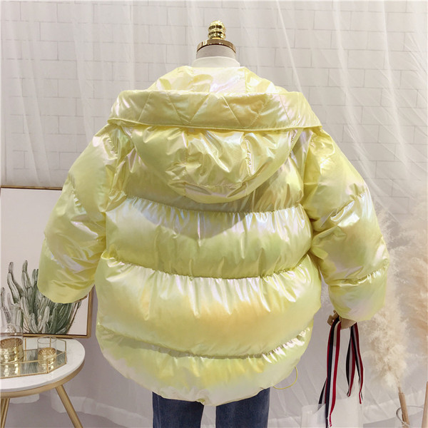 Geaca de iarna de dama cu gluga in culorile roz, galben si gri