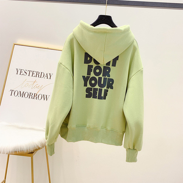 Modern női pulóver kapucnival és felirattal több színben