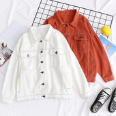 Új modellű női őszi kabát gombokkal és zsebekkel fehér és narancs színben