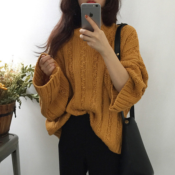 Női téli pulóver széles modell kerek nyakkivágással, több színben